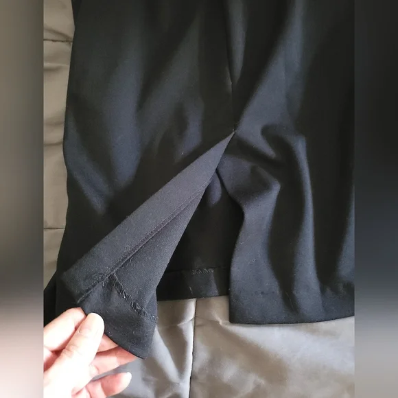 New York & Co | Black/White Polka Dot Puff Sleeve Midi Sheath Dress (SIZE M) - Picture 12 of 13